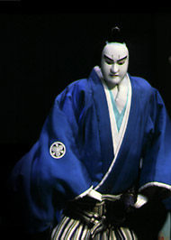 ���\���Y