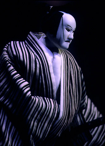 ���̌��O�F���쌠�O(File Size:53kb)