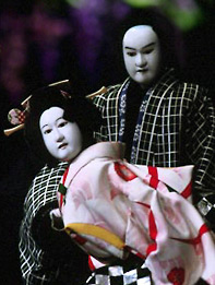 �\����S���@�����@�����q