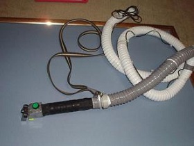 ハンド式バリ取器具写真