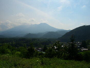 九蔵峠から見た御嶽山