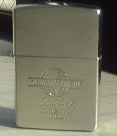 何故かZIPPO？