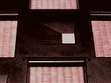 �摜���N���b�N����Ɗg�債�܂��B