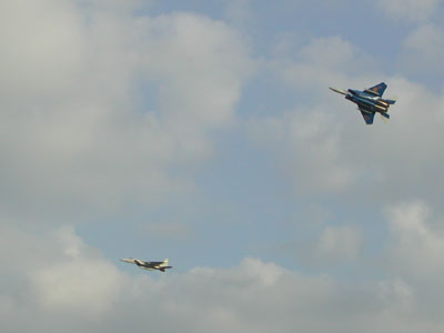 機動飛行中のF15